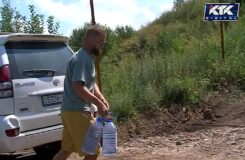 Проблемы с водоснабжением и дорогами в алматинском микрорайоне продолжаются 11 лет