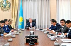 Бизнесу в Казахстане дадут «одно окно»: где запустят центры