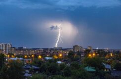Изменения погоды в Казахстане: грозы, град и похолодание