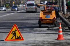 В Алматы временно ограничат движение по улице Толе би из-за ремонта