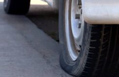 Спустило колесо или заглох автомобиль? Водителям Казахстана сообщили хорошую новость