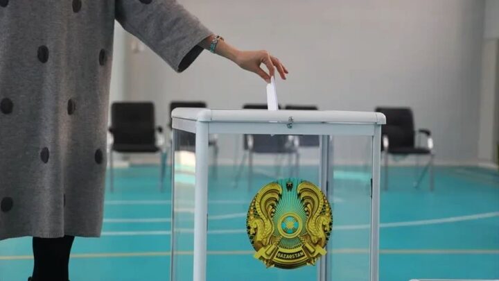 Казахстанцев предупредили о фейках в день выборов 23 августа