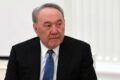 Назарбаев проголосовал на дому из-за операции на позвоночнике