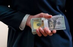 Налоги растут, но денег не хватает: почему у Казахстана «хронический» дефицит бюджета