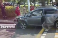 Столкновение BMW и Hyundai на проспекте Мәңгілік Ел в Алматы: никого не задело