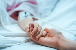 Девочка пострадала в ДТП с велокурьером в Актобе: подробности от матери