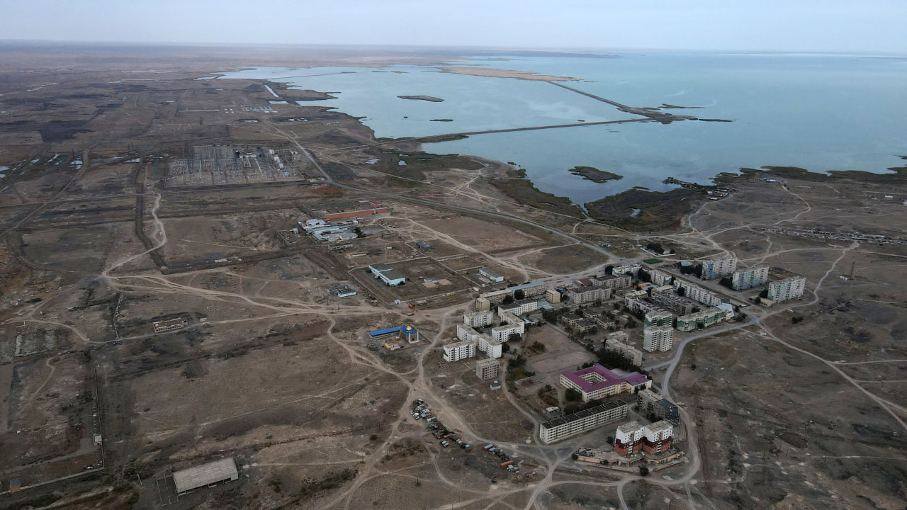 Улькен на берегу озера Балхаш в Казахстане