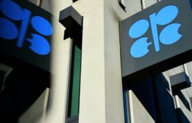 ОПЕК+ подтвердила сохранение уровня нефтедобычи на октябрь
