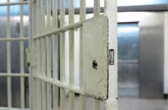 Прокуратура попросила некоторых астанчан не покидать жилье после 22 часов: о ком идёт речь