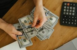 Изменились правила валютных операций в РК