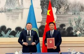 Казахстан и Китай согласовали взаимное признание водительских прав