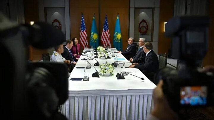 Трамп поздравил Казахстан с 35-летием Независимости на саммите БРИКС