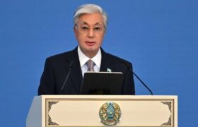 Токаев поздравил казахстанцев с Днём семьи