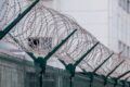 Заключённый в колонии вымогал деньги у заложников через видеосвязь