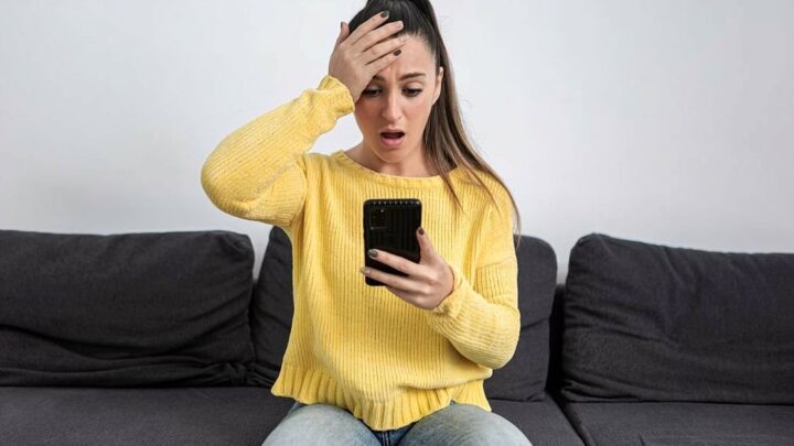 Wi-Fi арқылы ТРЦ-да ақша жоғалту: қазақстандықтарды алаяқтық схемалары туралы ескертті