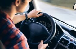В Алматы водитель самовольно угнал свой автомобиль со штрафстоянки