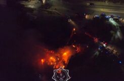 Пожар на автомойке в Семее: полицейский в реанимации после взрыва газовоза
