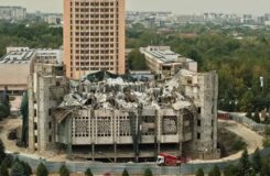 Обрушение крыши Дворца студентов в Алматы: подробности инцидента