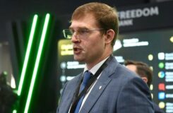 Тимур Турлов FIDE президенті болып сайланды, Тоқаев табыспен құттықтады