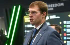 Тимур Турлов FIDE президенті болып сайланды, Тоқаев табыспен құттықтады