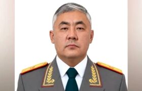 Қазақстанның жаңа қорғаныс министрі Айдос Мырзахметовтың өмірбаяны