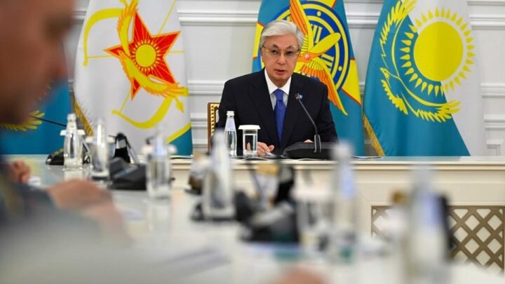 Токаев поручил подготовить план военной реформы