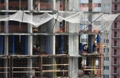 После гибели двух человек на стройках Астаны усилили контроль
