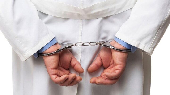 Задержан хирург детской больницы в Актау после смерти 13-летнего мальчика