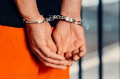 Трое подозреваемых в похищении пенсионера предстанут перед судом в Алматы