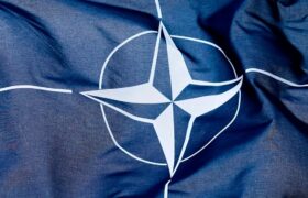 Военный комитет НАТО посетил Киев для поддержки Украины