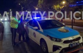Алматинец попытался проникнуть в салон красоты из-за спора с другом