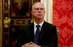 Дмитриев предложил начать строительство тоннеля между Россией и США