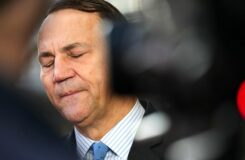 Глава МИД Польши вспомнил Сталина, говоря о выборах во Франции