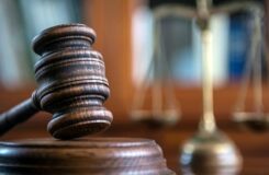 В Алматы суд арестовал мужчину на 10 суток за преследование женщины