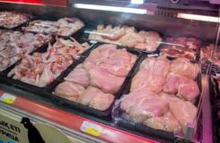 Житель Павлодара получил 2,6 года за кражу продуктов и денег из магазина