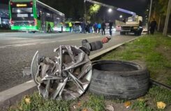 Массовая авария с пострадавшими в Алматы: столкнулись четыре автомобиля