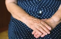 Полиция разыскала пенсионерку-аферистку из Астаны, обманувшую казахстанцев