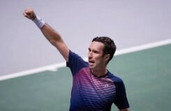 Кукушкин пробился во второй круг турнира ATP-250 в Алматы