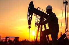 Казахстанская нефть взлетела до 131 доллара за баррель: что происходит с ценами